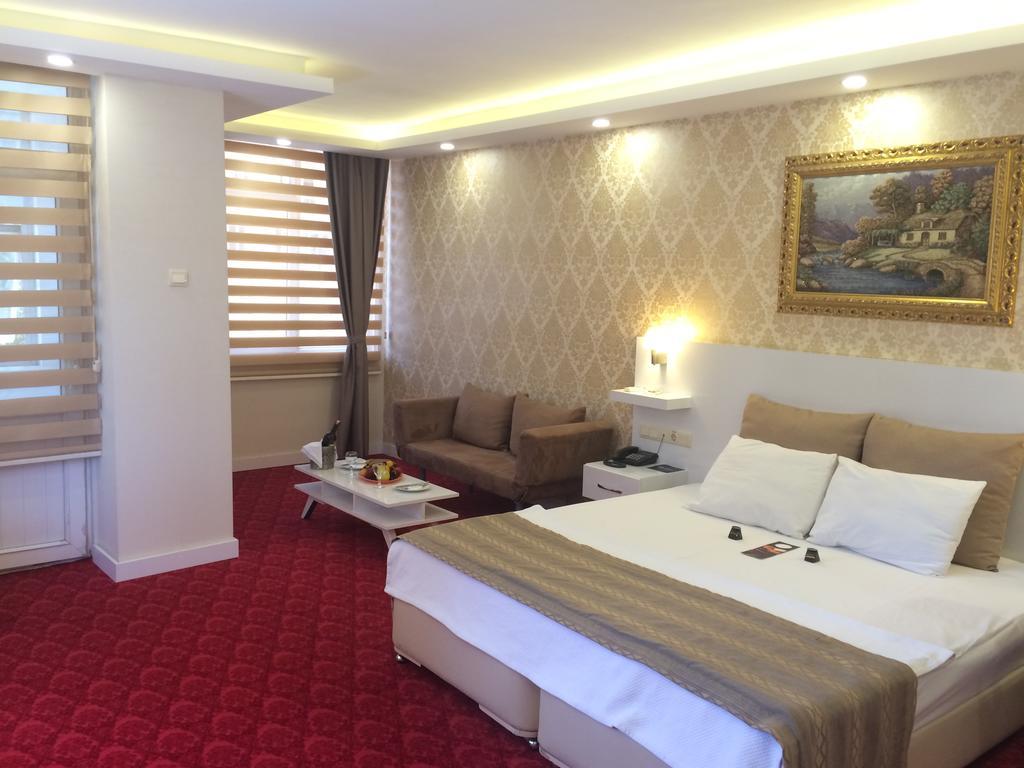 Cavusoglu Oteli Adana Bagian luar foto